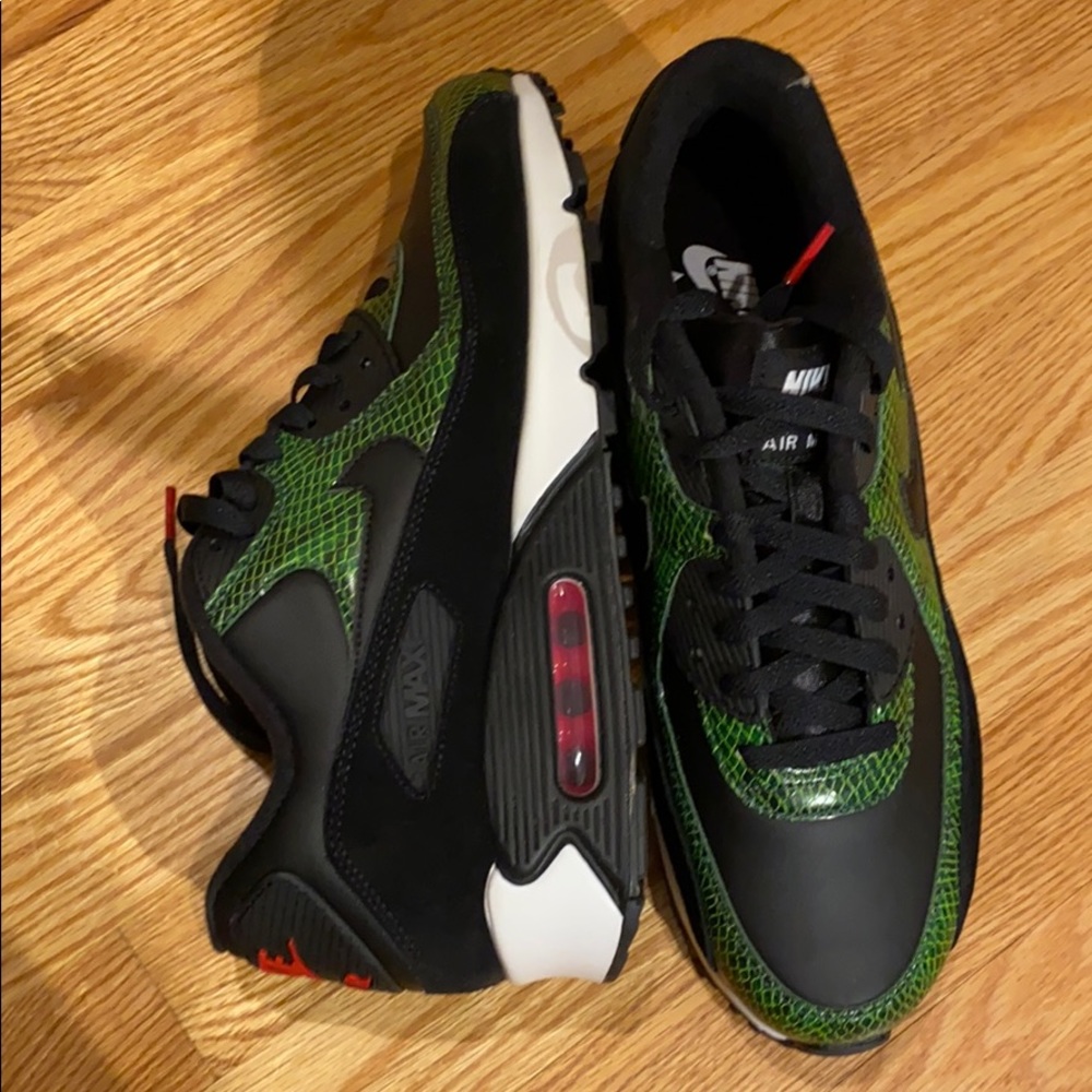 Nike Air Max 90 Green Python